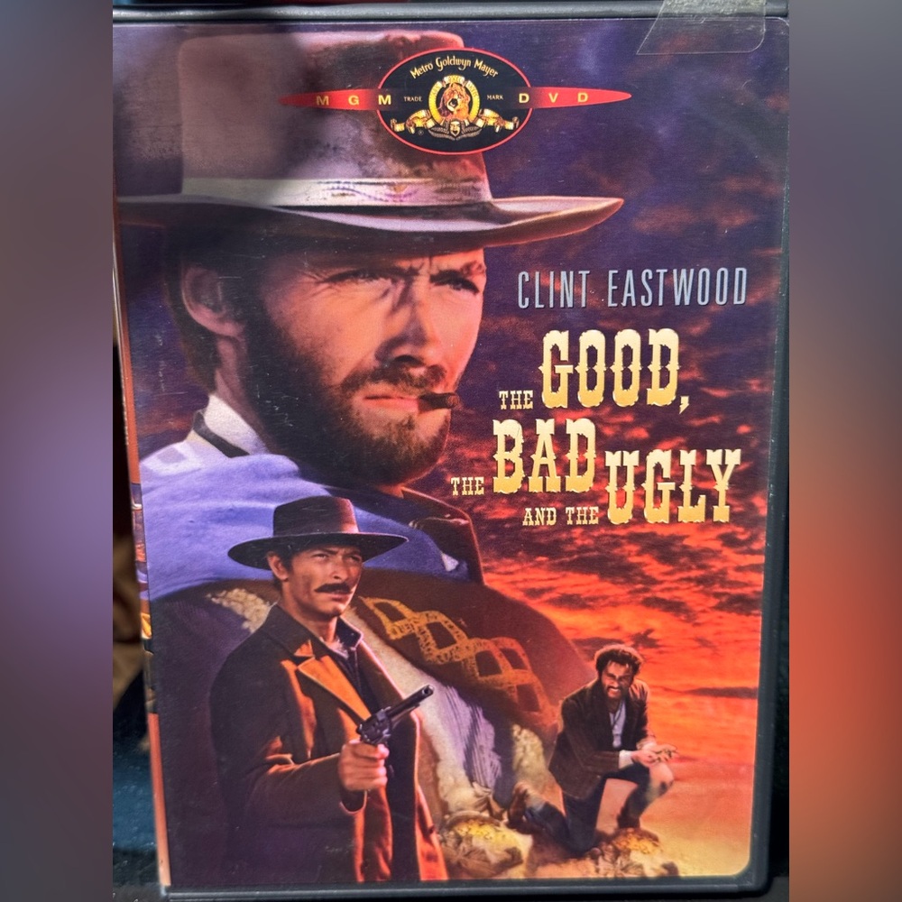 Assorted Western Movie Bundle - Picture 3 of 9